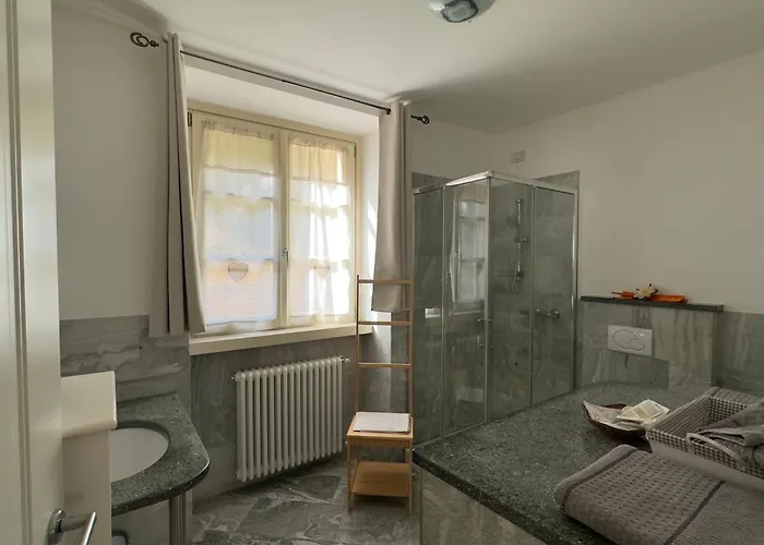 Chiavenna Suite